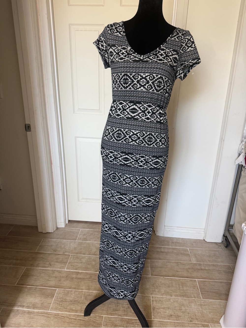Espresso Black and White Patterned Maxi Dress